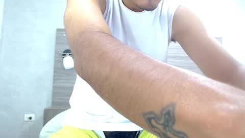 NICOLAS online show from November 24, 2025, 9:47 pm