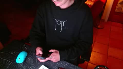 tootired online show from April 4, 2026, 6:22 am