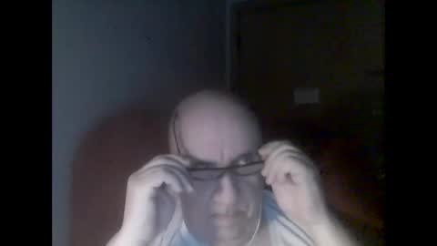 Snapshot of needlesslove chatting on January 27, 2025, 2:31 am Tom online show from January 27, 2025, 2:31 am