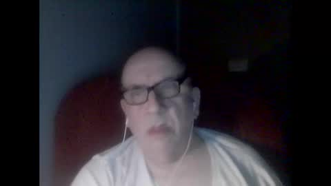 Snapshot of needlesslove chatting on March 4, 2025, 3:00 am Tom online show from March 4, 2025, 3:00 am