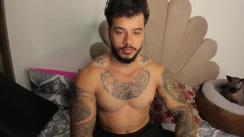 Nei turn green online show from November 5, 2025, 11:10 am