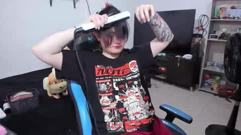 Geek Nicole    im Neeko UwU online show from January 11, 2026, 3:17 pm