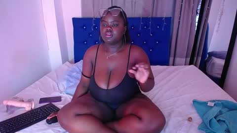 Snapshot of neighbor_ebony chatting on April 24, 2026, 10:45 pm CHIKY online show from April 24, 2026, 10:45 pm