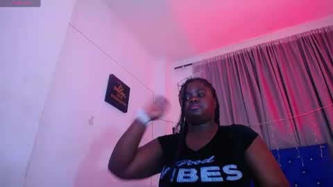 Snapshot of neighbor_ebony chatting on June 24, 2026, 3:05 am CHIKY online show from June 24, 2026, 3:05 am