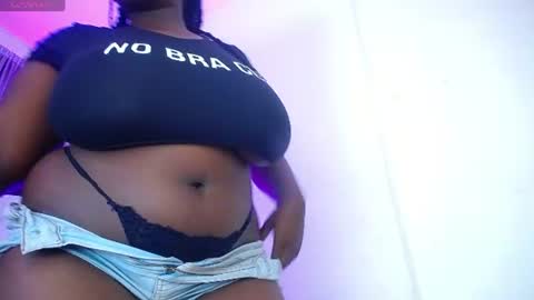 Snapshot of neighbor_ebony chatting on June 25, 2026, 5:12 am CHIKY online show from June 25, 2026, 5:12 am