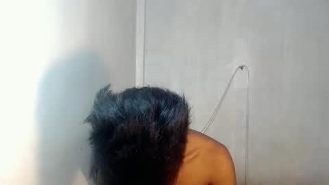 neil_asian69 online show from December 18, 2025, 10:54 am