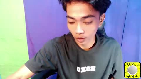 neil_asian69 online show from January 8, 2026, 9:33 am