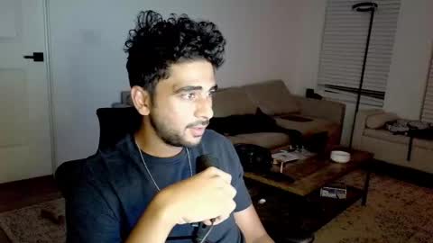 Snapshot of neilsing chatting on October 4, 2025, 5:27 am neil online show from October 4, 2025, 5:27 am