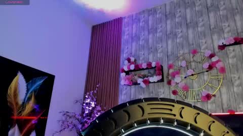 Miah online show from June 5, 2026, 10:43 am