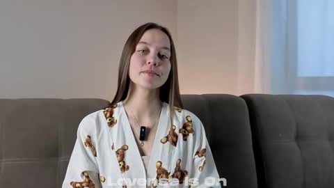 Lana online show from November 5, 2025, 1:49 am