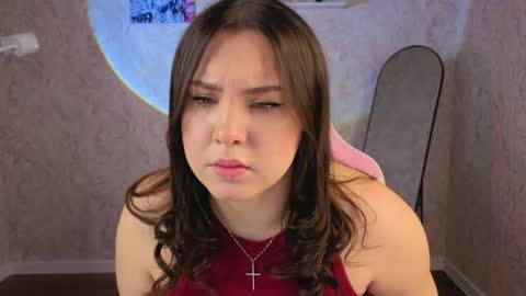 nelie_evans online show from April 17, 2026, 9:12 am