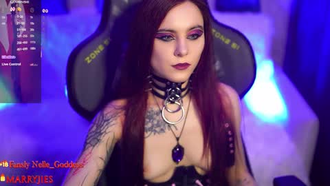 Snapshot of nelle_ chatting on September 17, 2025, 5:36 pm online show from September 17, 2025, 5:36 pm