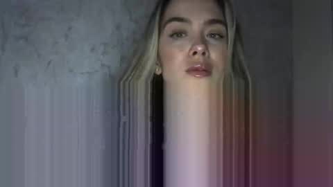 Snapshot of nelly_fortu chatting on November 9, 2025, 12:03 pm nelly_fortu online show from November 9, 2025, 12:03 pm