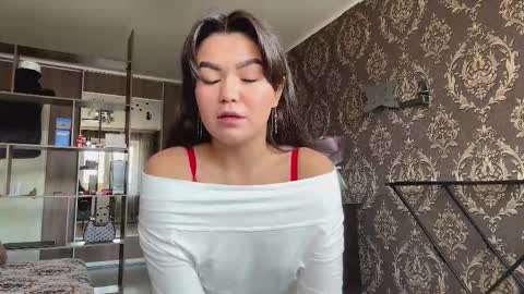 Snapshot of nellytarallo chatting on March 14, 2026, 8:42 am Ava online show from March 14, 2026, 8:42 am