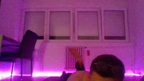 nemcahot online show from November 13, 2025, 12:09 am