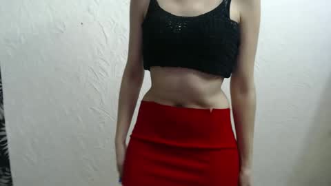 Nensy online show from January 5, 2026, 6:11 pm