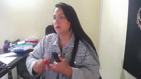 kelly lopez online show from October 11, 2025, 2:15 pm