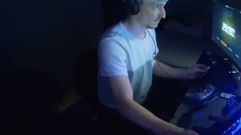 Snapshot of neoblack90 chatting on January 17, 2025, 11:29 pm neoblack90 online show from January 17, 2025, 11:29 pm