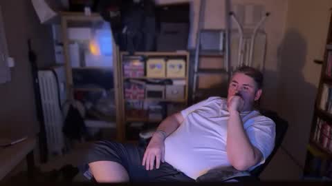 Snapshot of neofleet chatting on October 27, 2025, 10:58 pm Alex online show from October 27, 2025, 10:58 pm