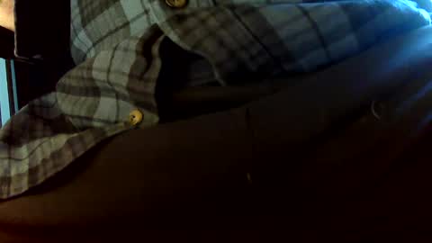 neohiom4f online show from January 5, 2025, 2:08 pm