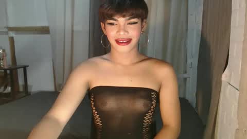 neomi online show from September 14, 2025, 12:04 pm