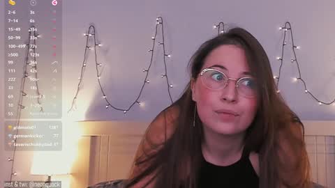 Snapshot of neonquack chatting on December 10, 2024, 2:06 pm Riley online show from December 10, 2024, 2:06 pm