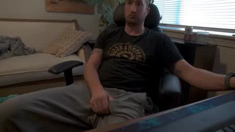 Snapshot of neox400 chatting on November 22, 2025, 6:40 pm neox400 online show from November 22, 2025, 6:40 pm