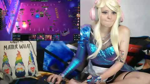 Snapshot of nerdgibbler chatting on February 21, 2025, 7:43 pm NerdGibbler online show from February 21, 2025, 7:43 pm