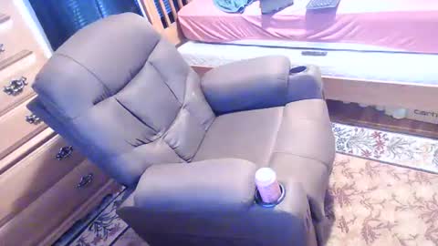 Snapshot of nerdychub4fun chatting on February 8, 2026, 4:32 pm nerdychub4fun online show from February 8, 2026, 4:32 pm