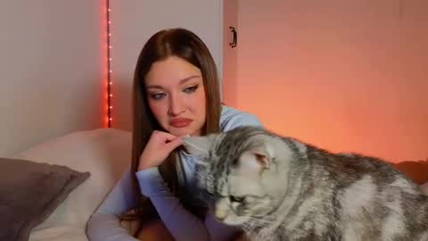 Snapshot of nessarosse chatting on February 21, 2025, 6:26 pm Nessa online show from February 21, 2025, 6:26 pm