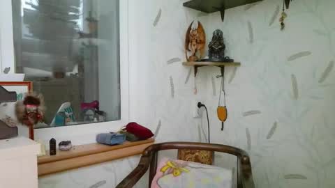 Snapshot of nettie_allie chatting on December 1, 2025, 12:21 pm Nettie Allie online show from December 1, 2025, 12:21 pm