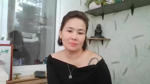 Nettie Allie online show from December 19, 2025, 8:43 am