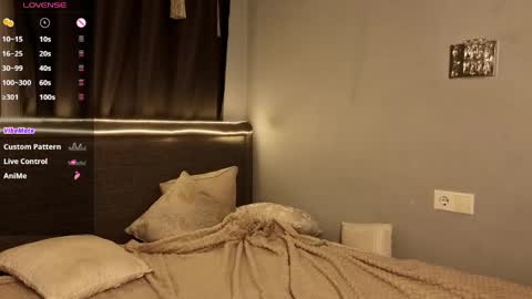 Snapshot of nettiewares chatting on April 9, 2026, 7:52 pm Naomi online show from April 9, 2026, 7:52 pm