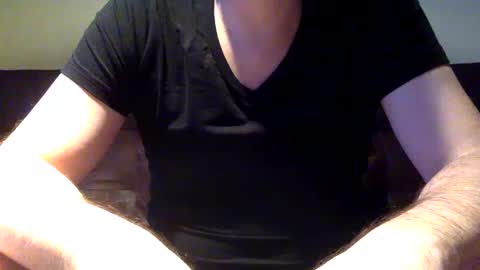 Snapshot of neu242gierig chatting on January 5, 2025, 7:28 am Neu242Gierig online show from January 5, 2025, 7:28 am