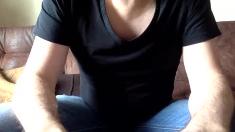 Snapshot of neu242gierig chatting on January 17, 2025, 11:49 am Neu242Gierig online show from January 17, 2025, 11:49 am