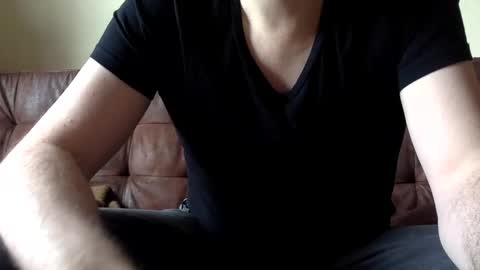 Snapshot of neu242gierig chatting on March 11, 2025, 11:23 am Neu242Gierig online show from March 11, 2025, 11:23 am