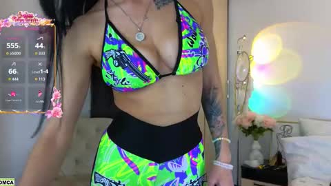 Snapshot of nevergiveup_1 chatting on February 10, 2026, 8:29 am never give up online show from February 10, 2026, 8:29 am