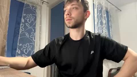 Mark online show from April 1, 2026, 9:34 pm