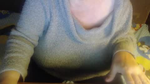 Lilly  online show from October 10, 2025, 2:54 am