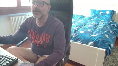 simi online show from March 16, 2026, 1:15 pm