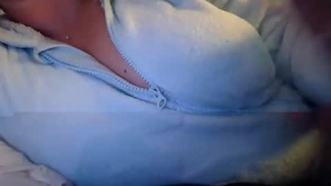 newbis666 online show from March 2, 2025, 2:54 pm