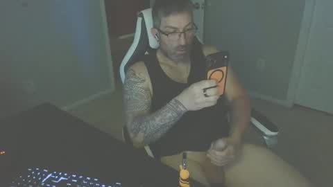 Snapshot of newevo chatting on June 5, 2026, 1:01 am newevo online show from June 5, 2026, 1:01 am