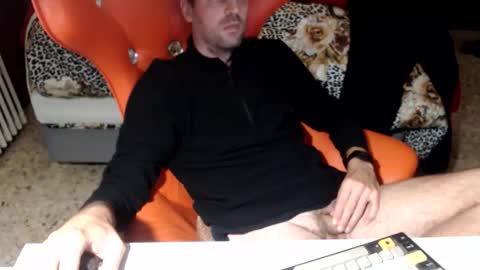 Snapshot of nextdoor_dilf chatting on October 26, 2025, 6:47 pm nextdoor_dilf online show from October 26, 2025, 6:47 pm