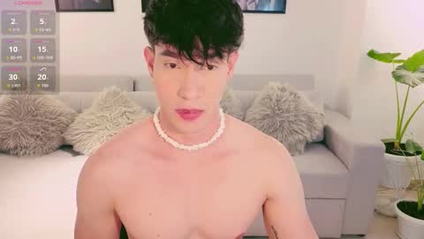   online show from October 27, 2025, 10:14 pm