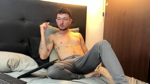 Snapshot of neythancopper chatting on February 18, 2026, 11:39 am neythancopper online show from February 18, 2026, 11:39 am