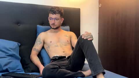 Snapshot of neythancopper chatting on February 20, 2026, 11:22 am neythancopper online show from February 20, 2026, 11:22 am