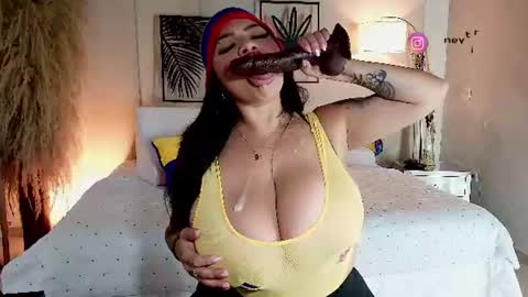 Sandra online show from July 3, 2026, 12:11 pm