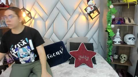 Milena online show from December 27, 2024, 1:07 pm