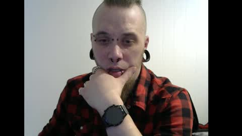 Snapshot of nezvers chatting on March 1, 2025, 12:17 am YouPick online show from March 1, 2025, 12:17 am