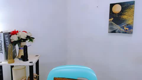 hottie nicole online show from April 13, 2026, 1:00 am